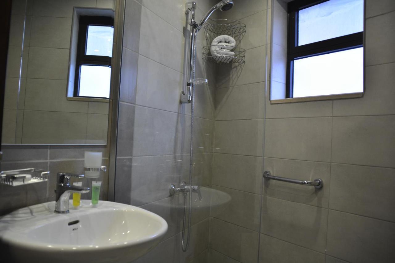 سما عمان للشقق الفندقية Sama Amman Hotel Apartments Экстерьер фото